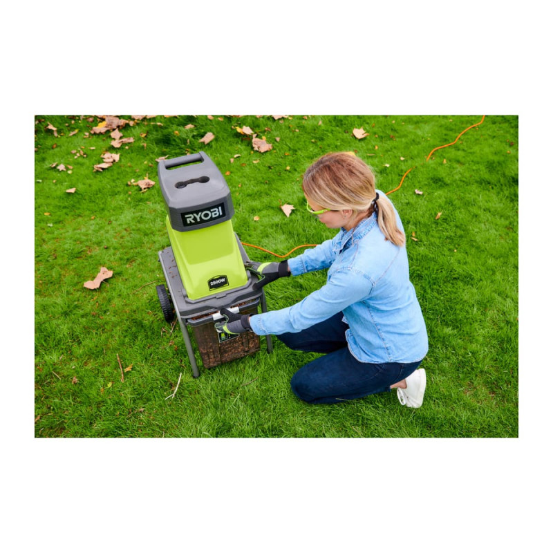 Taille-Haies RYOBI OPT1845 18V One+ | Batterie 2.0Ah Incluse - Lame Double Affûtage, Tête Articulée